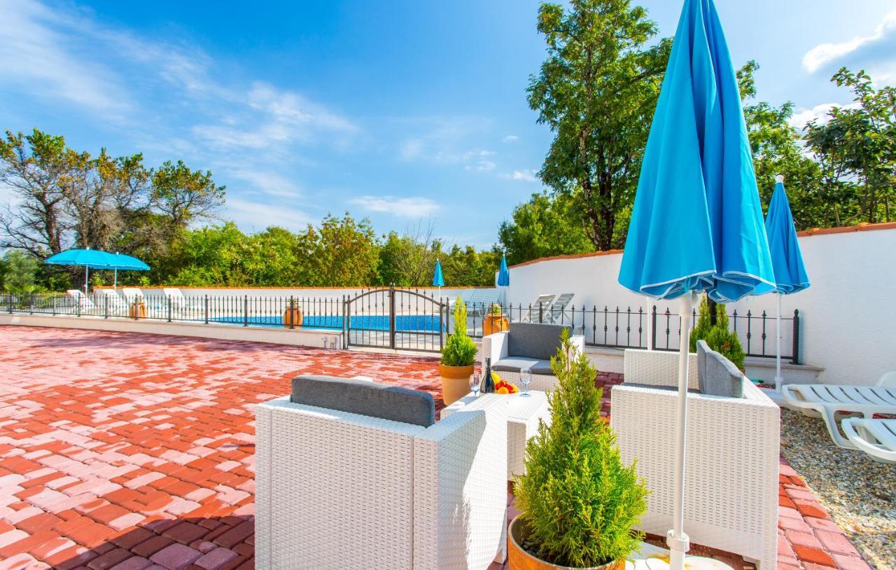 Luxury Palmer Residence Krk Dobrinj Exterior foto